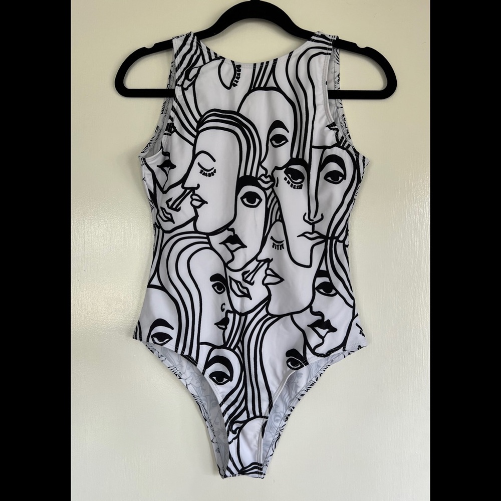 NWOT One Piece Swimsuit Androgynous Face Outline Size M